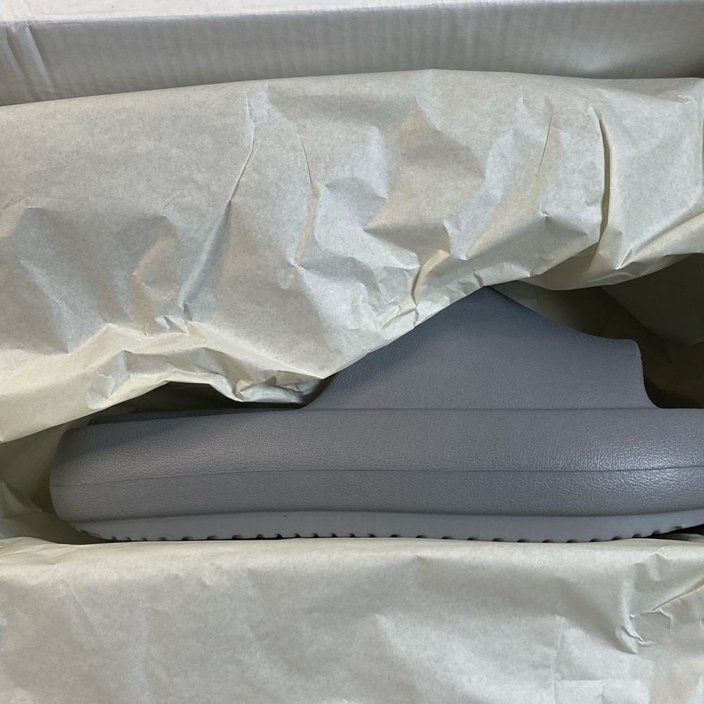 NIB J/Slides Unisex Squish Gray EVA Lightweight B… - image 10